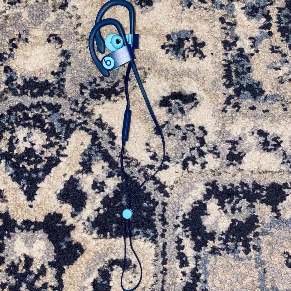 Powerbeats 3